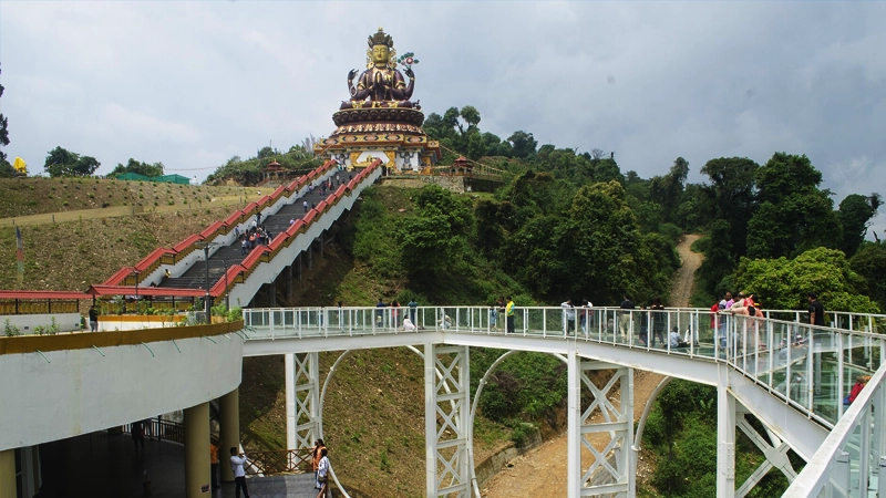 Pelling Skywalk Chenrezig Statue